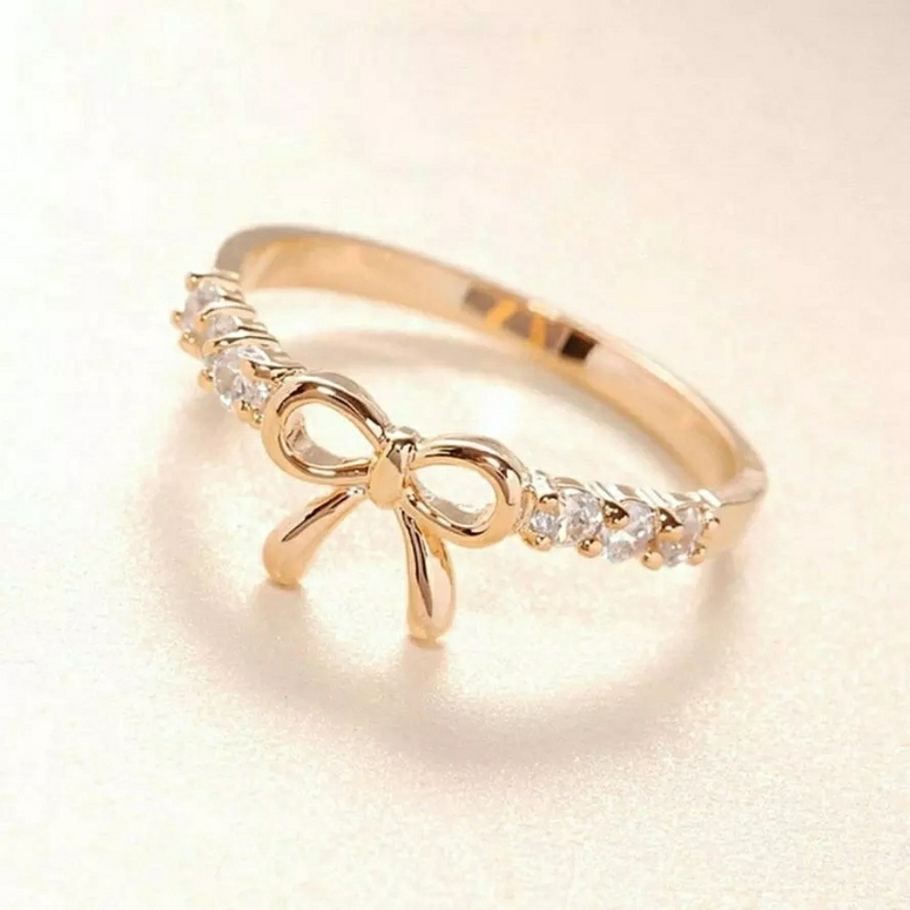 Romantic bow ring - Picture 2 of 3